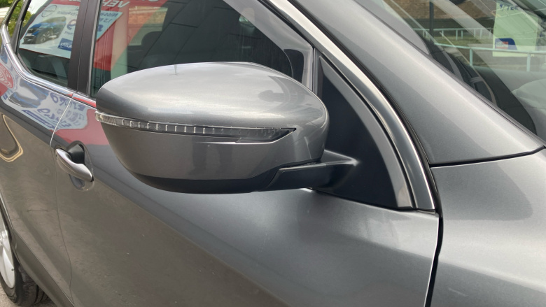 Nissan Qashqai 1.2 DiG-T Acenta 5dr Petrol Hatchback